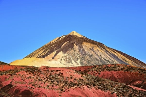 Category Mountain Landscapes Prints: Pico del Teide in the early morning