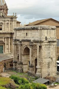 A picture of the amazing roman forum