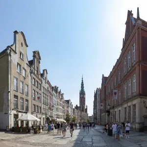 A picture of the Long Street in Gdansk