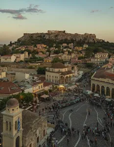 A picture of Monastiraki Square overlooked by the Acropolis of Athens