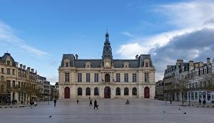 A picture of Poitier's Hotel de Ville<br>A picture of Poitier's Hotel de Ville