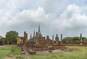 A picture of the Wat Phra Si Sanphet Temple