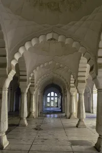 Pillers and arches at Bibi ka Maqbara