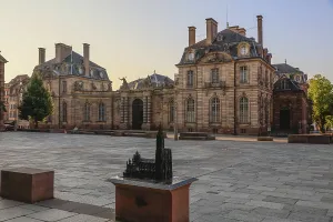 Place du Chateau with Palais Rohan