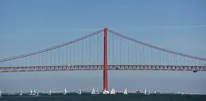 Ponte 25 de Abril, Lisbon, Lisbon District