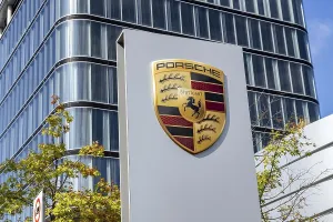 Category Cities DE Prints: Porsche Centre Autohaus am Pragsattel