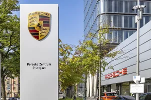 Category Cities DE Prints: Porsche Centre Autohaus am Pragsattel