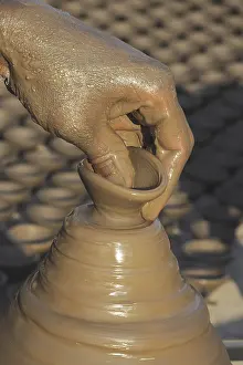 Potter making pottery, Jodhpur, Rajasthan, India