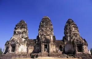 Prang Sam Yot, originally a Khmer Hindu shrine