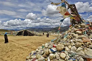 Prayer flags and nomads tents