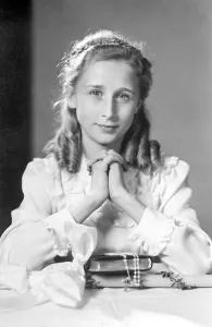 Praying girl, historic photograph, around 1932