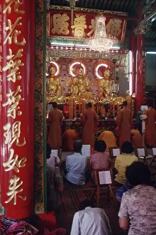 Praying people in temple, Chinatown
