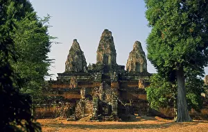 Pre Rup was built as the state temple of Khmer king Rajendravarman and dedicated in 961 or early 962