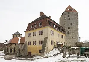 Princely house and martyr's tower<br> Princely house and martyr's tower