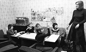 Private tutoring for children with learning difficulties in an afternoon school on 3