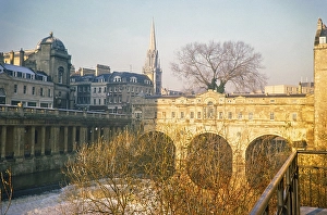 Pulteney Bridge over the River Avon, Bath, North East Somerset, England, United Kingdom Completion 1774 Architect Robert Adam Photography 1977