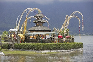 Pura Ulun Danu Beratan, Pura Bratan