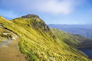 Pyg Track over Llyn Llydaw lake