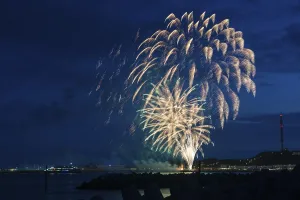 Radiant luminous colours, atmospheric fireworks in green and gold