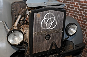 Radiator of a Krupp diesel with a three-ring logo