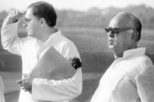 Rajiv Gandhi with Vasantdada Patil, Mumbai, Maharashtra, India, Asia, 1985, Asia