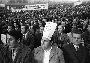 Rally of the Chemical, Paper and Ceramics Workers Union in the collective bargaining dispute on 16