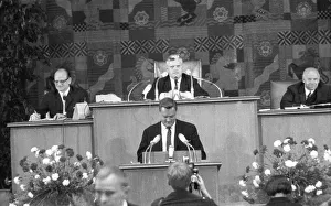 The re-election of North Rhine-Westphalia's state premier Franz Meyers (CDU)