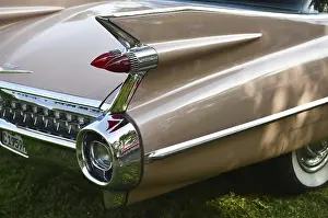 Rear wing Cadillac Sedan, brake light