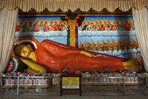 Reclining Buddha, Abhayagiri Dagoba