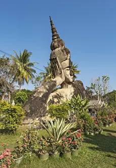 Reclining Buddha statue at Xieng Khuan Buddha Park