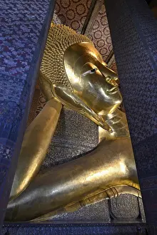 Reclining Buddha in Wat Pho, Temple of the Reclining Buddha