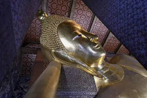 Reclining Buddha in Wat Pho, Temple of the Reclining Buddha
