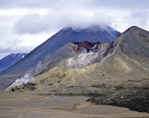 Red Crater ith Mt. Ngauruhoe in background