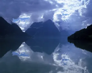 Reflection and a cloudy mood at Lake Strynsvatn