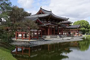 Reflection, Phoenix Hall, Byodo-in Temple