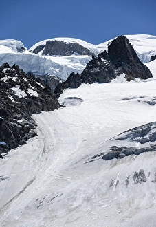 Category Mountain Landscapes Prints: Refuge des Grands Mulets, mountain hut above La Jonction