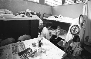 The refugees in 1990 were the resettlers from the territory of the GDR