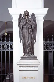 Remembrance angel from the school Rauch