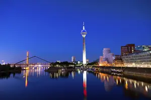 Rhineturm, Rhine Tower and the Gehry buildings or Neuer Zollhof