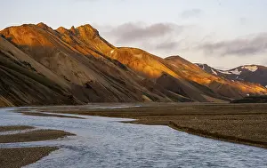 Rhyolite mountains and river Joekulgilskvisl