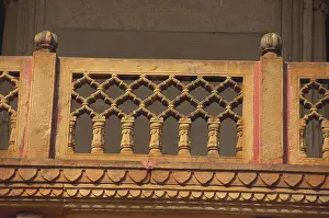 Richly stone carved Jali of Parapet palace