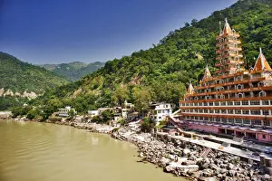 Rishikesh temple, dehradun, uttarakhand