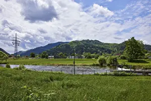 River Kinzig, bank with meadow and trees