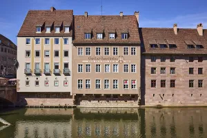 River Pegnitz, Spital-Apotheke