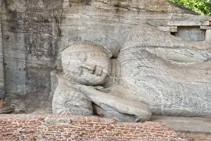 Rock relief, reclining Buddha, Gal Vihara Temple
