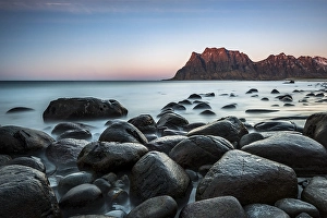 Category Scandinavia Prints: Rocks on the beach of Uttakleiv
