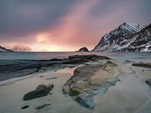 Rocks on Haukland beach in the evening light
