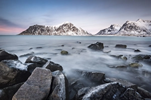 Category Scandinavia Prints: Rocky coast, mountains in the background