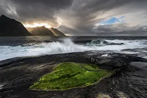 Category Scandinavia Prints: Rocky coast of Tungeneset, walking time pool