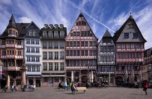 Roemerberg, lively, Ostzeile, half-timbered houses